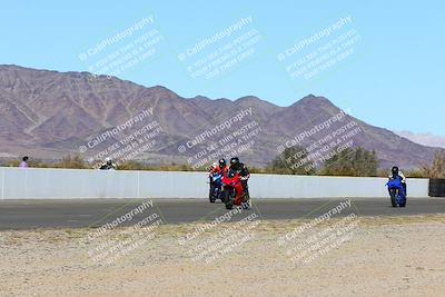 media/Jan-09-2022-SoCal Trackdays (Sun) [[2b1fec8404]]/Front Straight Speed Shots (1pm)/